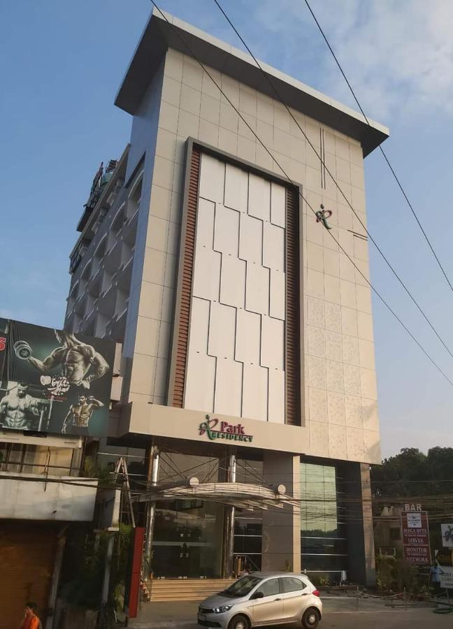 Hotel Park Residency, Kakkanad Kochi Zewnętrze zdjęcie